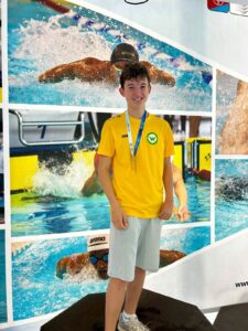 37 Medaillen für die Wasserfreunde bei den Bezirks-Kurzbahnmeisterschaften!